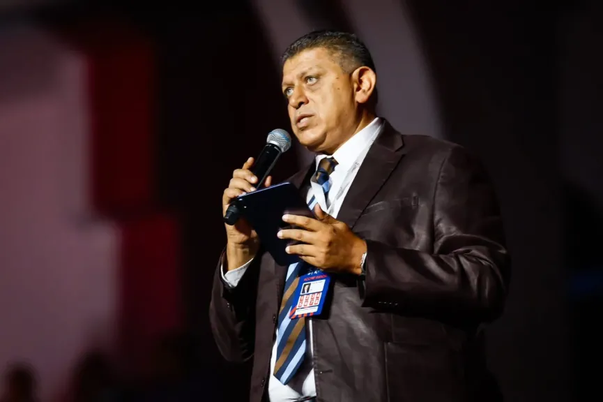 رئيس اتحاد اليد يرحب بضيوف مصر في الافتتاح.. ويؤكد جمهورنا سر قوتنا