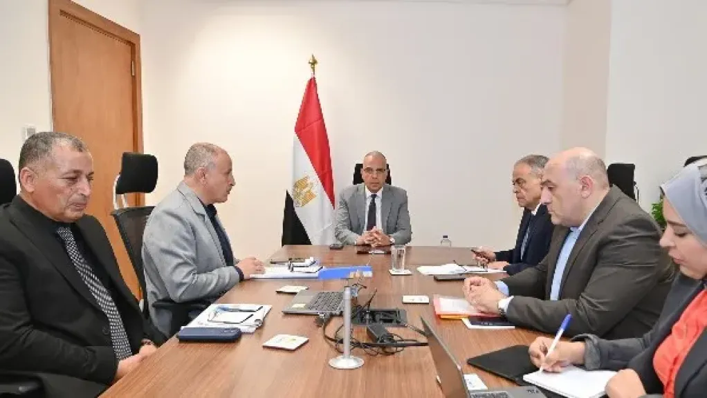 وزير الري يتابع مشروعات تطوير منظومة الصرف بقلابشو وزيان في الدقهلية