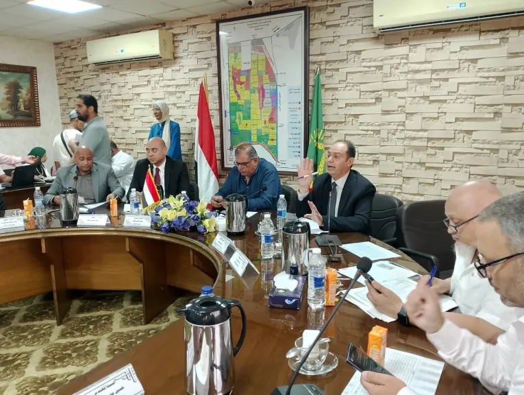 طرح محال وصيدلية ووحدات إدارية ومهنية للبيع بالنوبارية الجديدة وبيع أخرى في الشروق