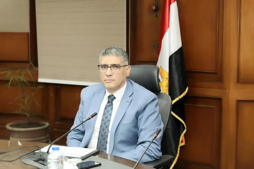 من اليوم.. محافظ الجيزة يوقف عمل عمال النظافة خلال الموجة الحارة حتى 15 أغسطس