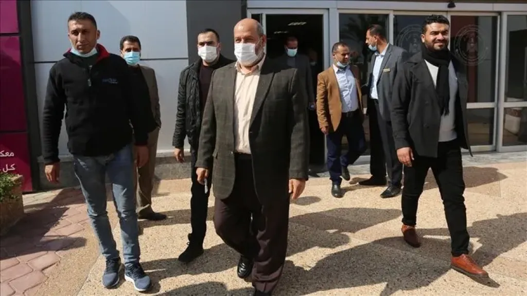 حماس تجري محادثات بالقاهرة لإنهاء الحرب على غزة