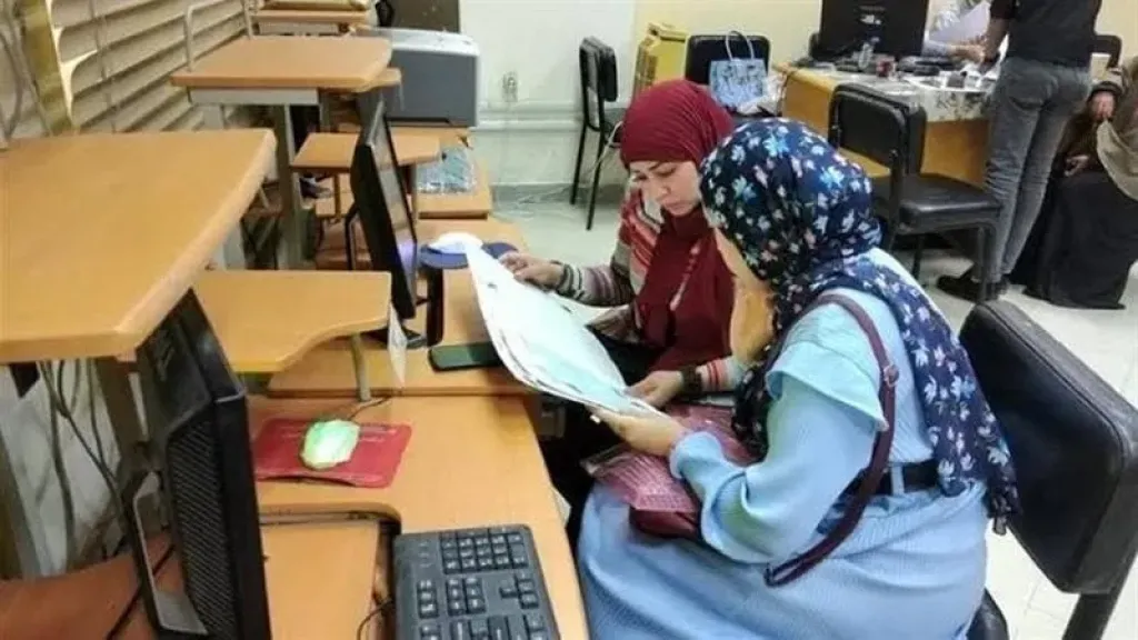 موعد تنسيق المرحلة الثالثة 2025.. الكليات المتاحة لطلاب علمي وأدبي | التعليم | الطريق