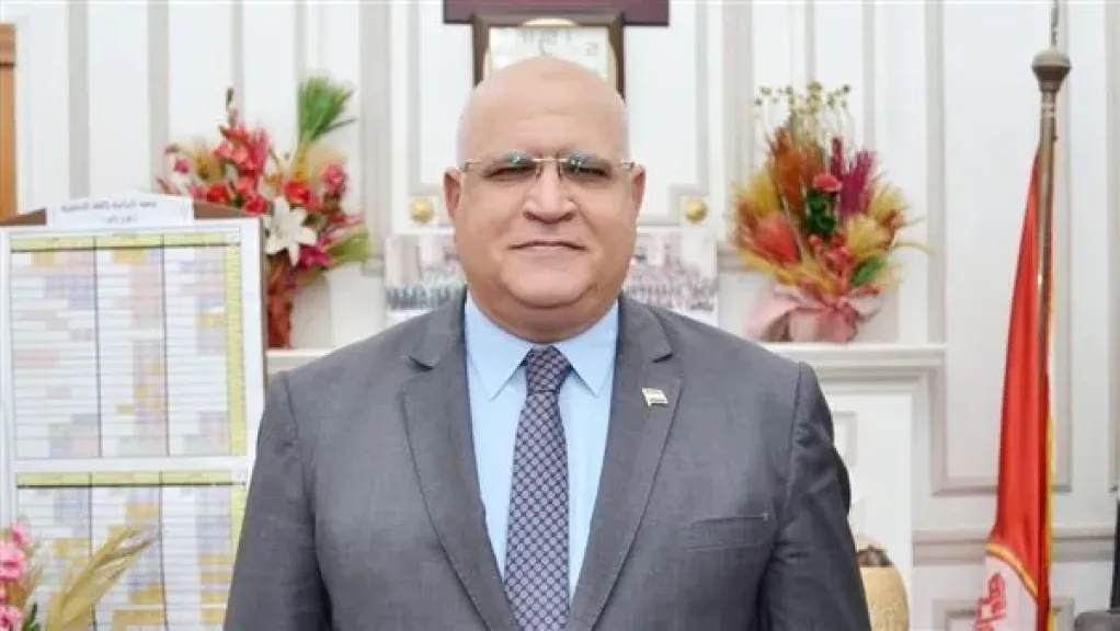 الأستاذ الدكتور جمال شحاتة، عميد كلية التجارة الأسبق بجامعة القاهرة