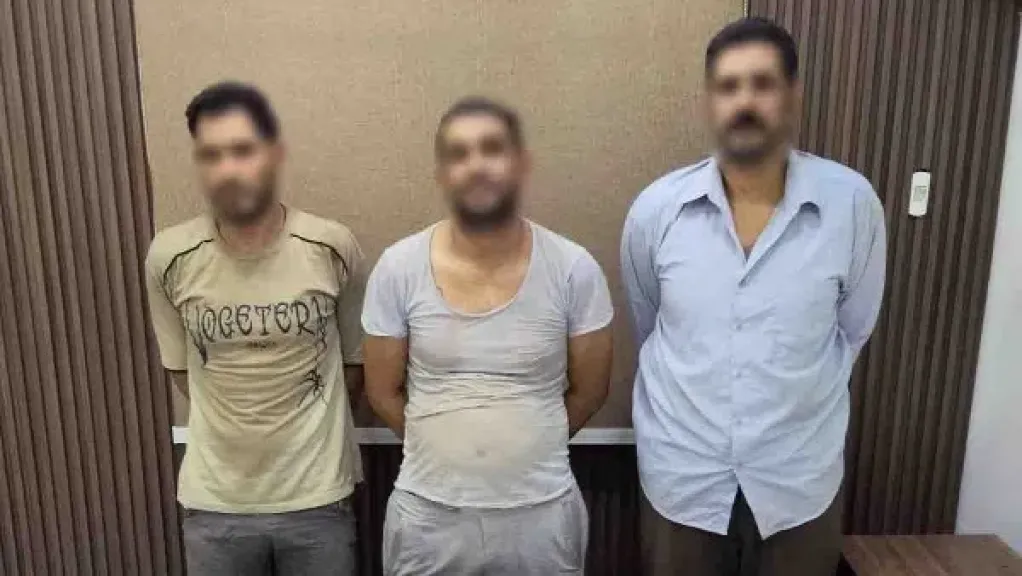 المتهمين 