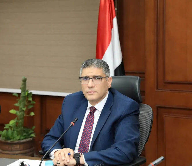 النجار 