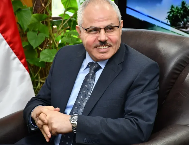 رئيس الجامعة 