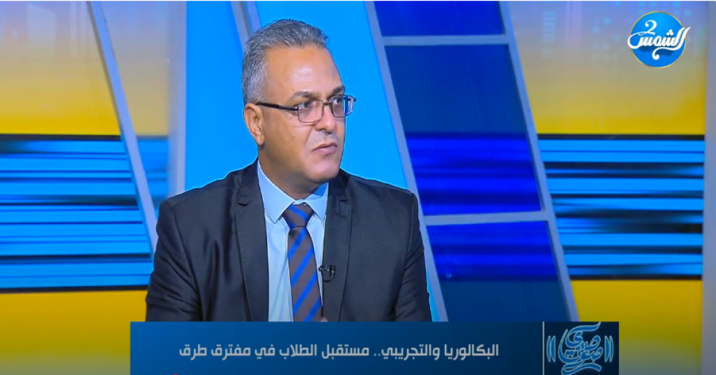 إبراهيم الشيوي، وكيل المرحلة الثانوية بإحدى المدارس