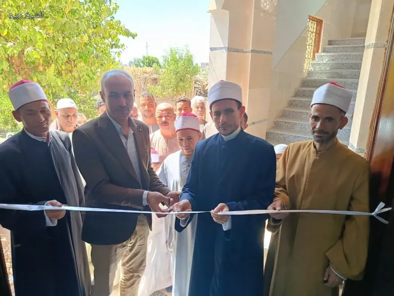 أثناء الإفتتاح 