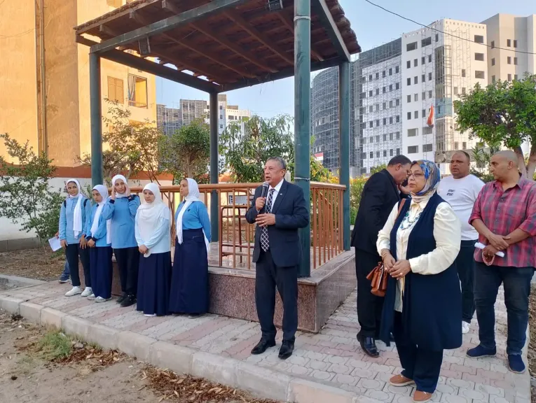 جانب من المتابعة 