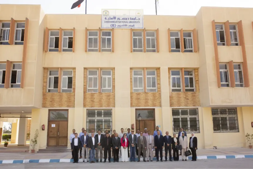 جانب من المتابعة 