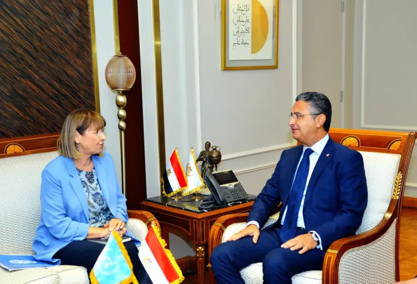 وزير التموين 