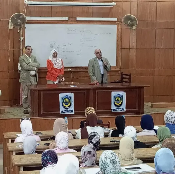 جانب من المتابعة 