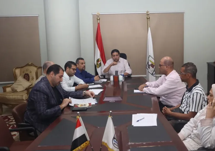 أثناء الاجتماع 
