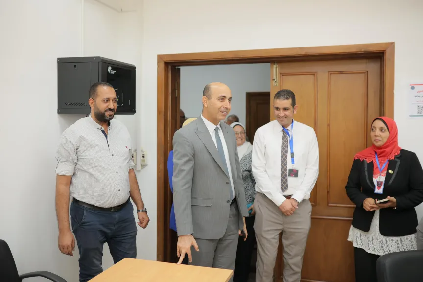 جانب من المتابعة 