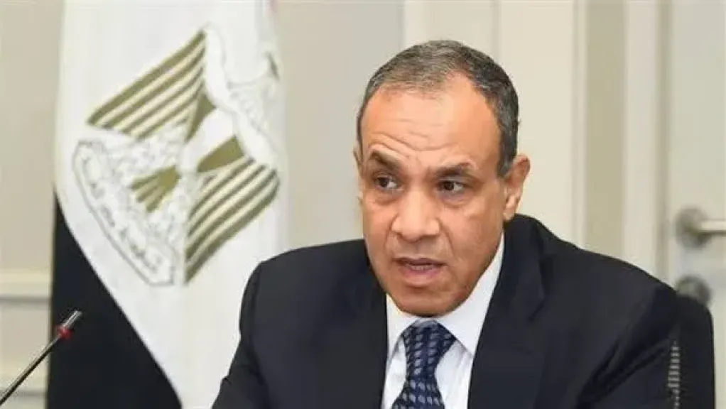 بدر عبد العاطي 