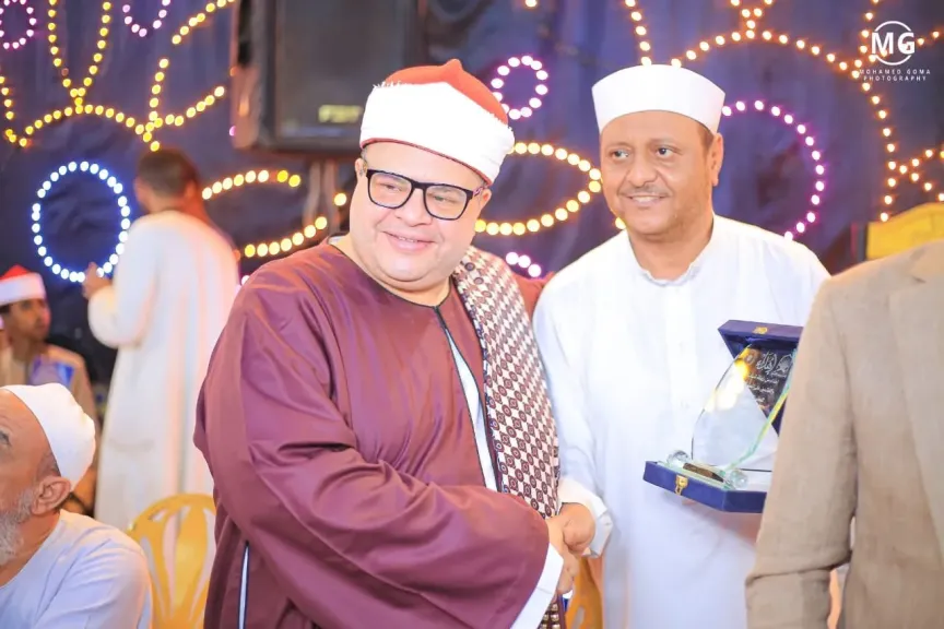 الدكتور كامل جاهين والشيخ صديق المنشاوي 