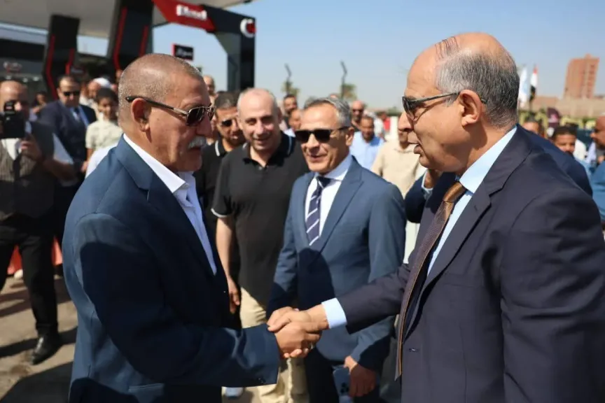 افتتاح محطة «النيل للبترول» بالعدوة 