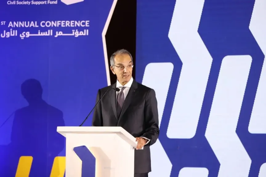 وزير الاتصالات 