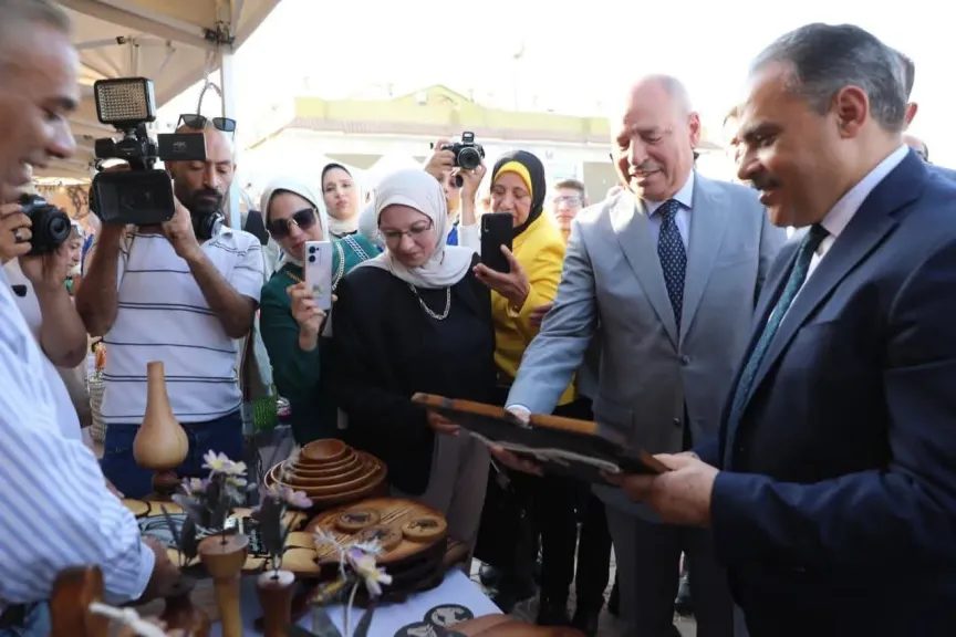 جولة المحافظ 