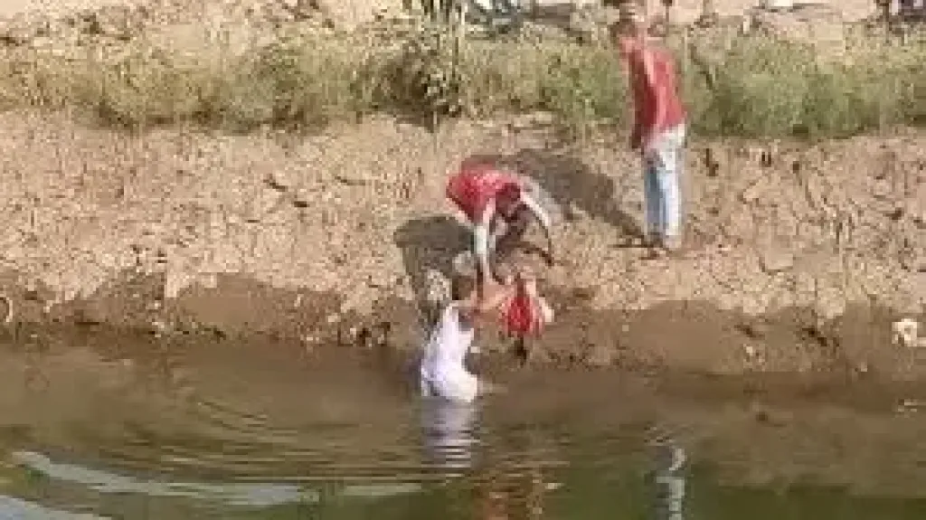 جثة طفل رضيع ببحر البطس 