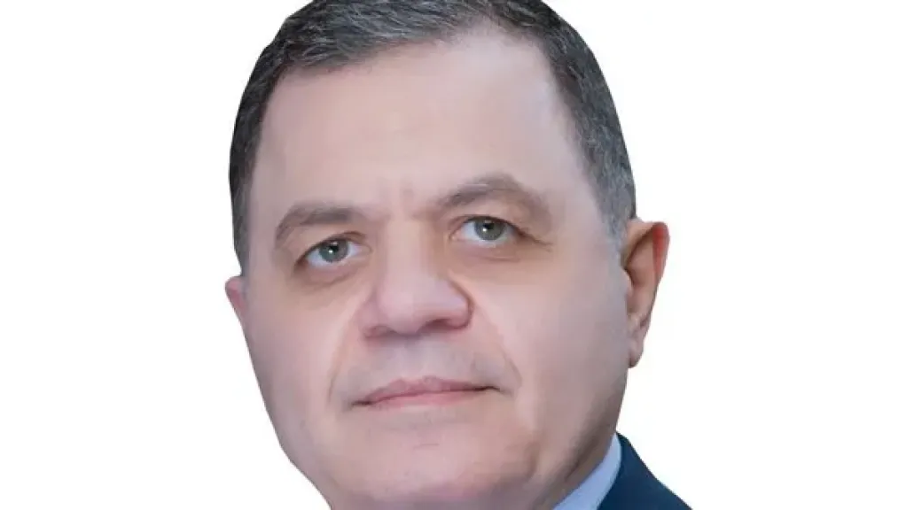 وزير الداخلية اللواء محمود توفيق