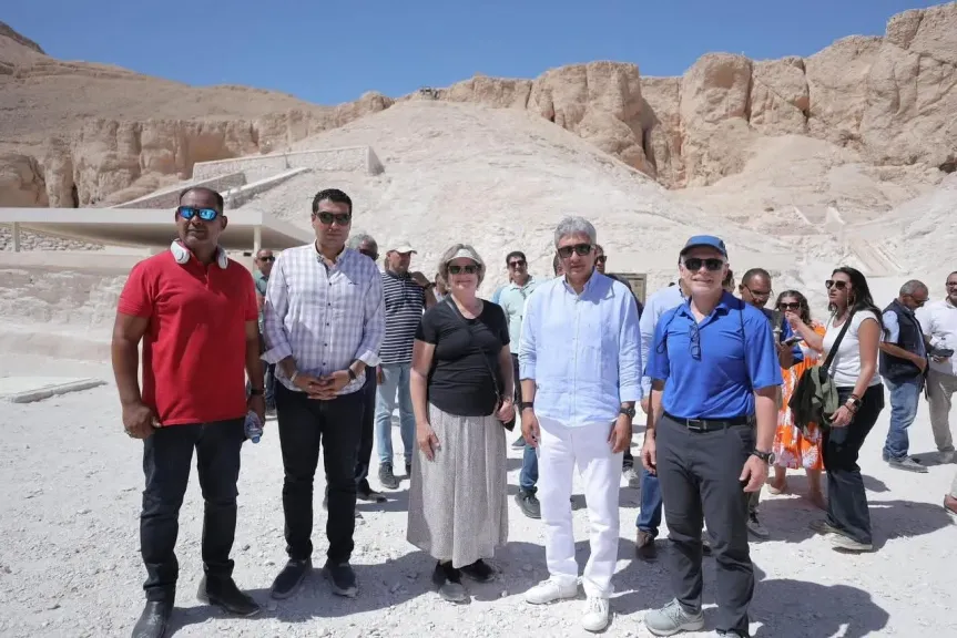 جانب من زيارة وزير السياحة بالاقصر