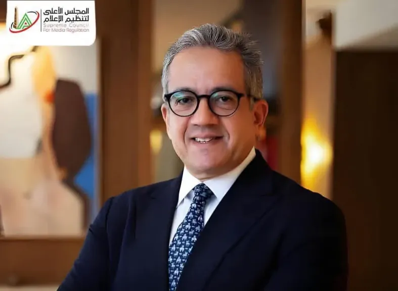 خالد العناني 