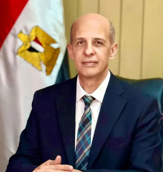 طارق على رئيس جامعة بني سويف 