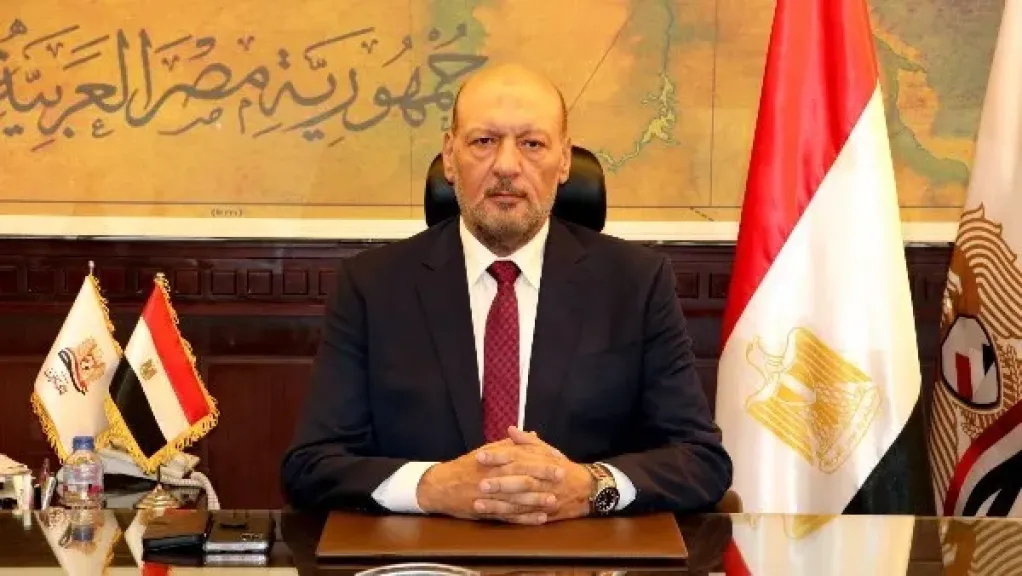 المستشار حسين أبو العطا رئيس حزب المصريين 