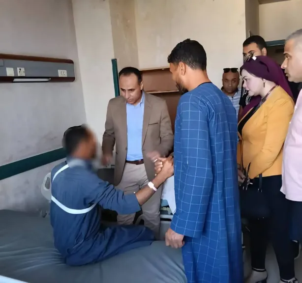 وكيل وزارة الصحة يتابع حالة المصابين