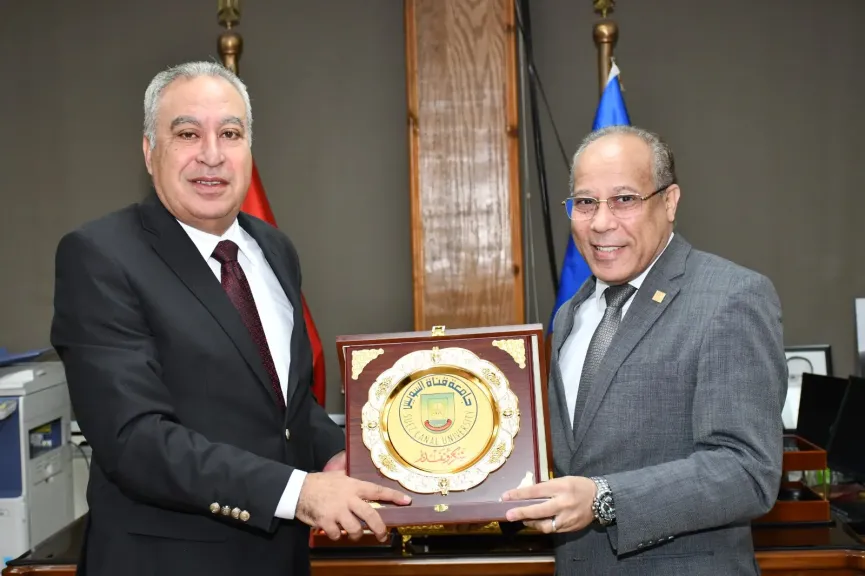 جانب من الندوة 