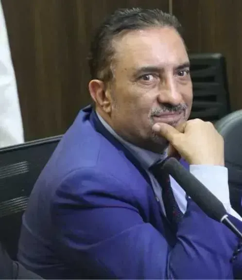 الدكتور شريف البنداري 