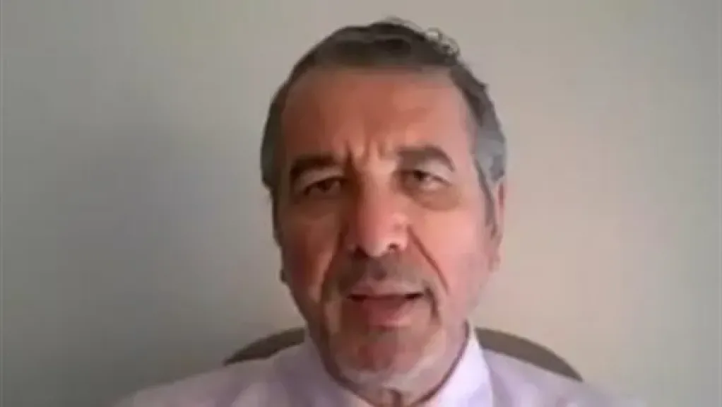 نعمان أبو عيسى، عضو الحزب الديمقراطي