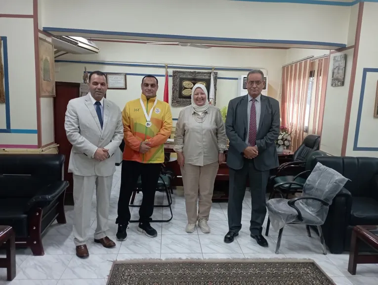 وكيل الوزارة تستقبل فخر بني سويف 