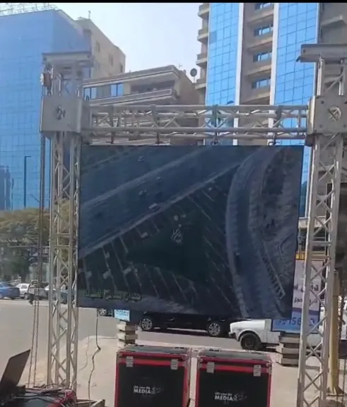 شاشات العرض بالجيزة