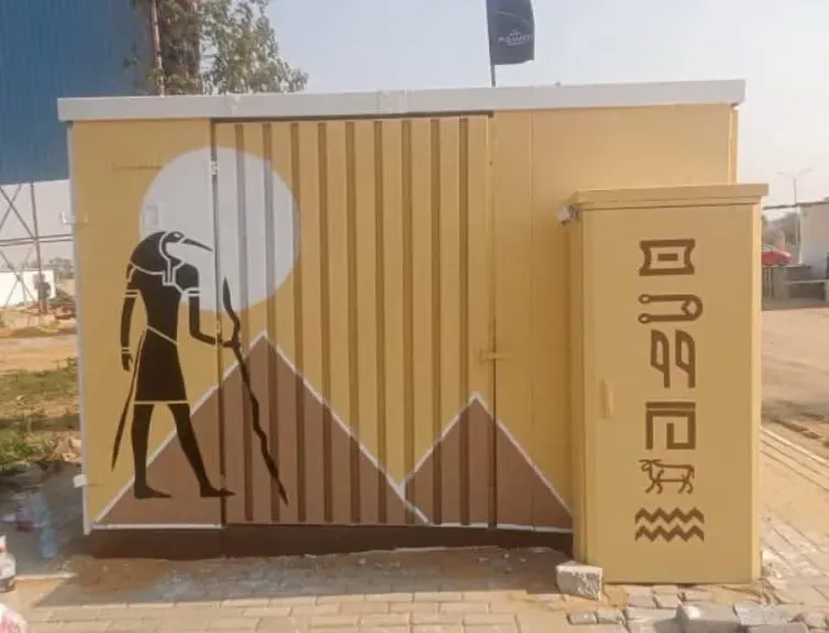 تجميل الأكشاك الكهربائية برسومات فرعونية