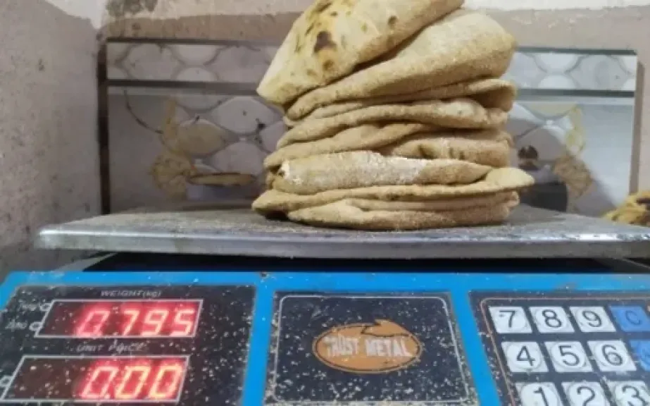 حملات تموينية على المخابز البلدية 