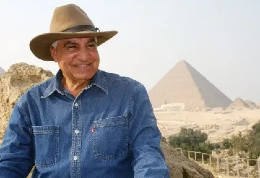 الدكتور زاهي حواس، العالم الآثري