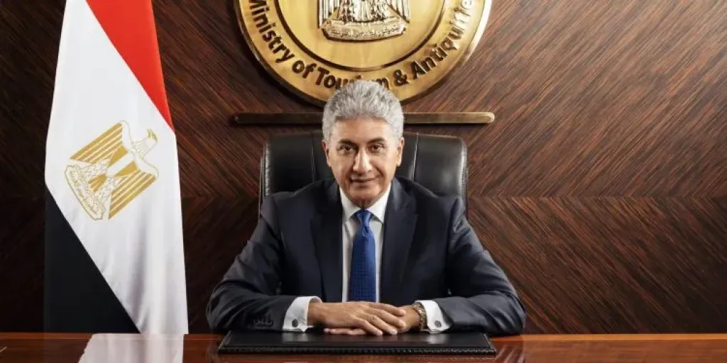 شريف فتحي، وزير السياحة والآثار