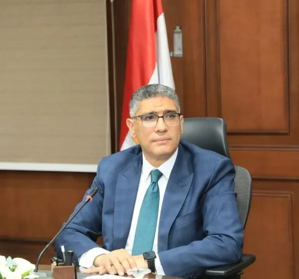 محافظ الجيزة 