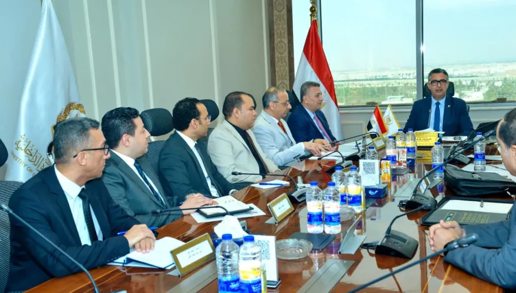 وزير التموين 