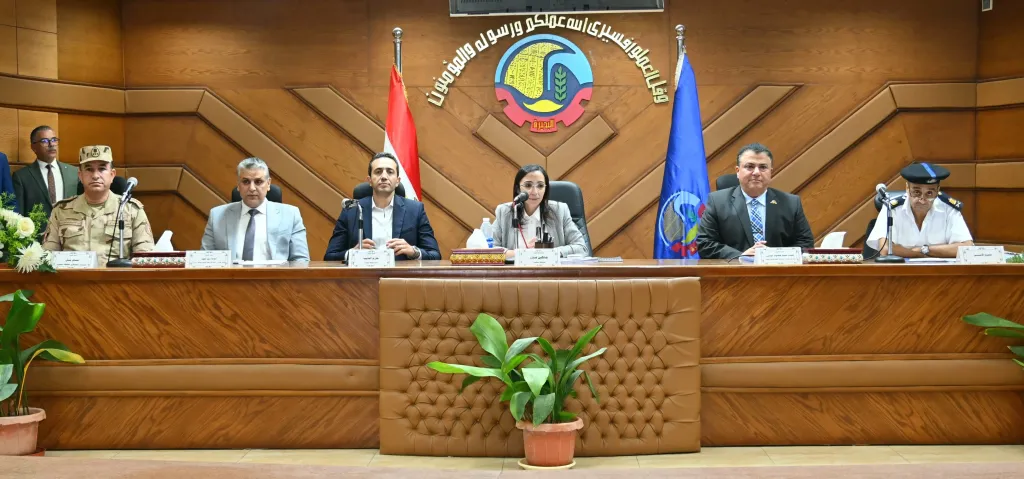 جانب من المتابعة 