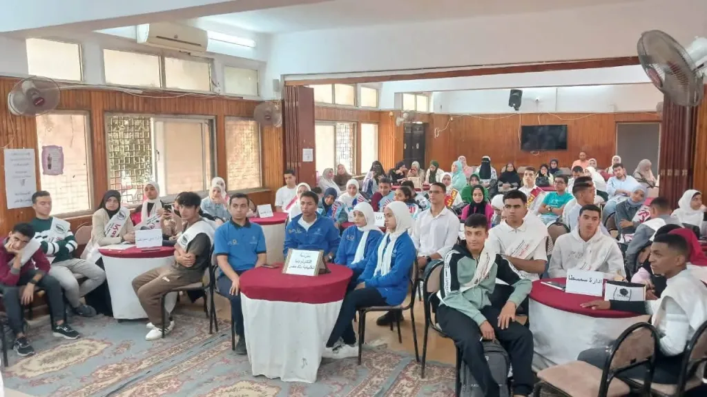 أثناء المؤتمر 