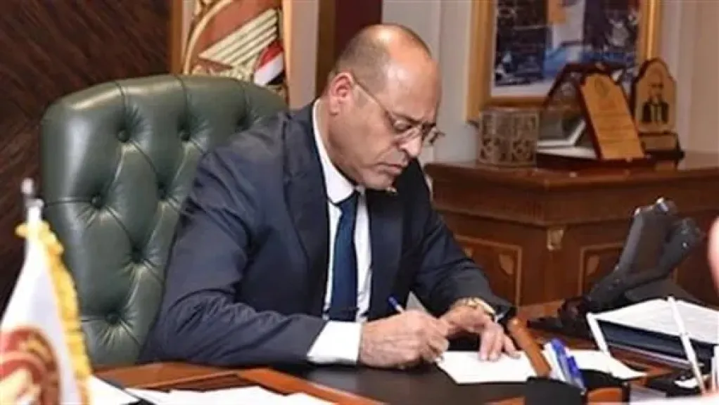 وزير العمل