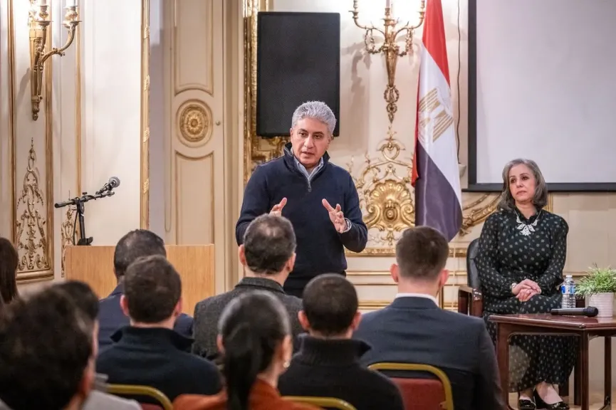 جانب من اللقاء 