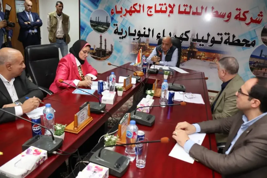   جولة ميدانية مفاجئة لوزير الكهرباء والطاقة 
