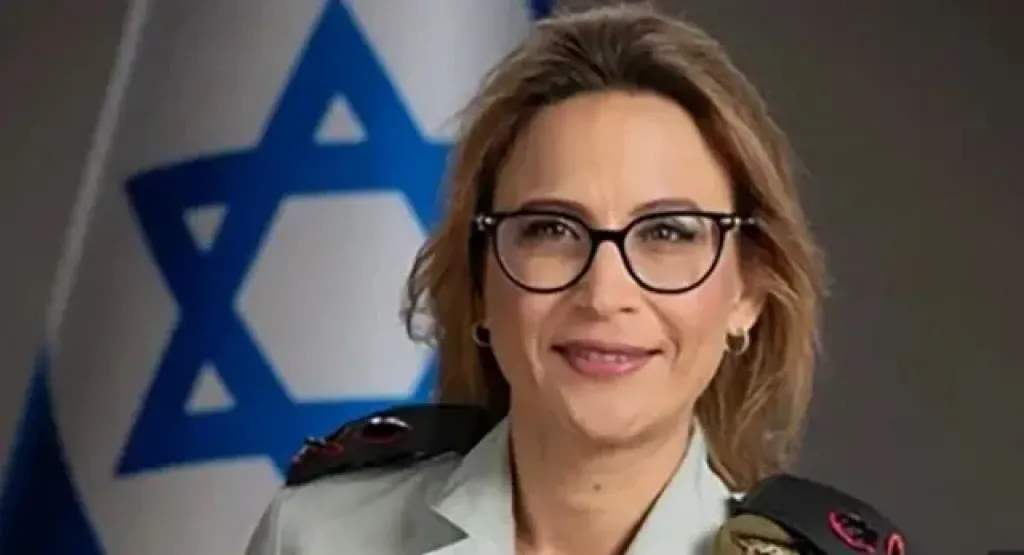 المدعية العسكرية السابقة