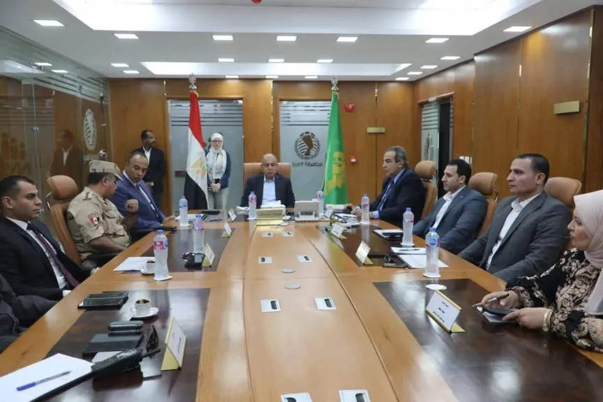   متابعة ميدانية من داخل مركز السيطرة