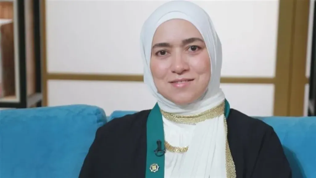 الداعية الإسلامية الدكتورة دينا أبو الخير