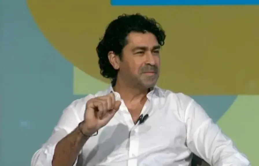 الفنان محمد إسلام